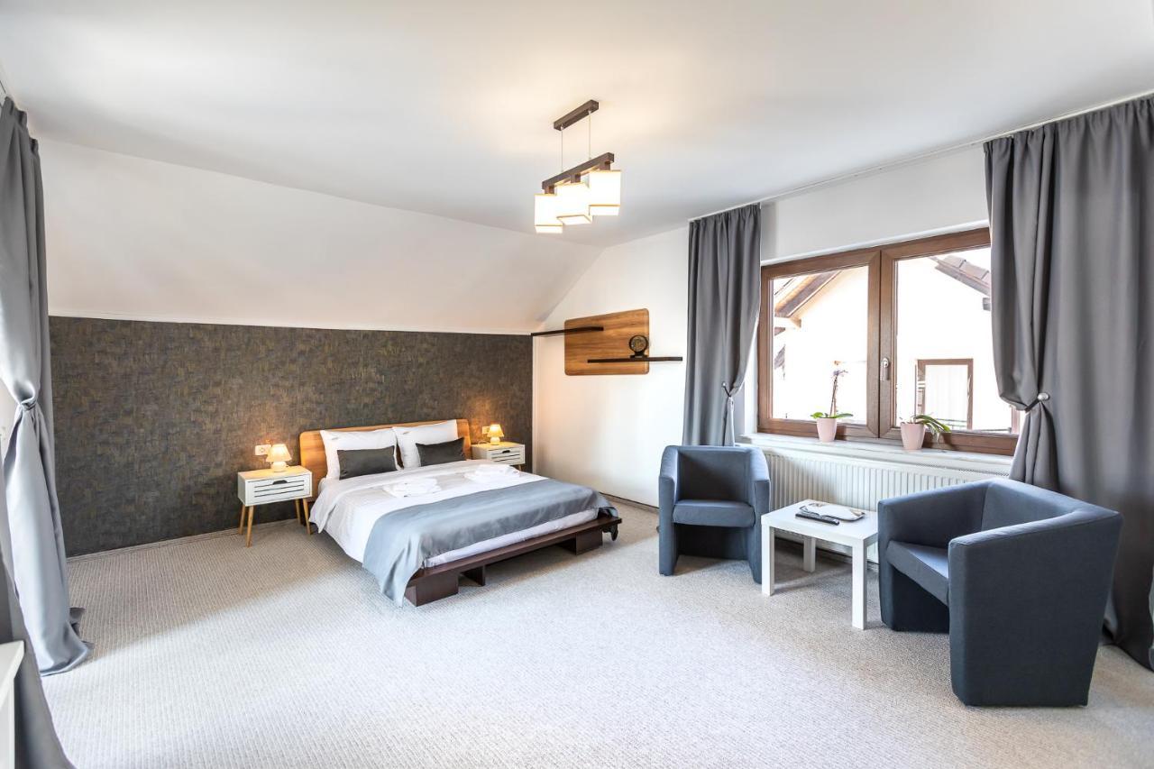 Emerald Residence Râșnov Zewnętrze zdjęcie