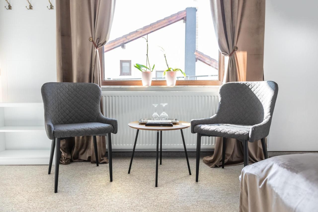 Emerald Residence Râșnov Zewnętrze zdjęcie
