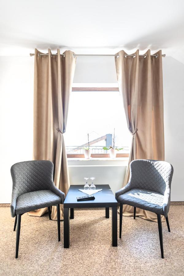 Emerald Residence Râșnov Zewnętrze zdjęcie