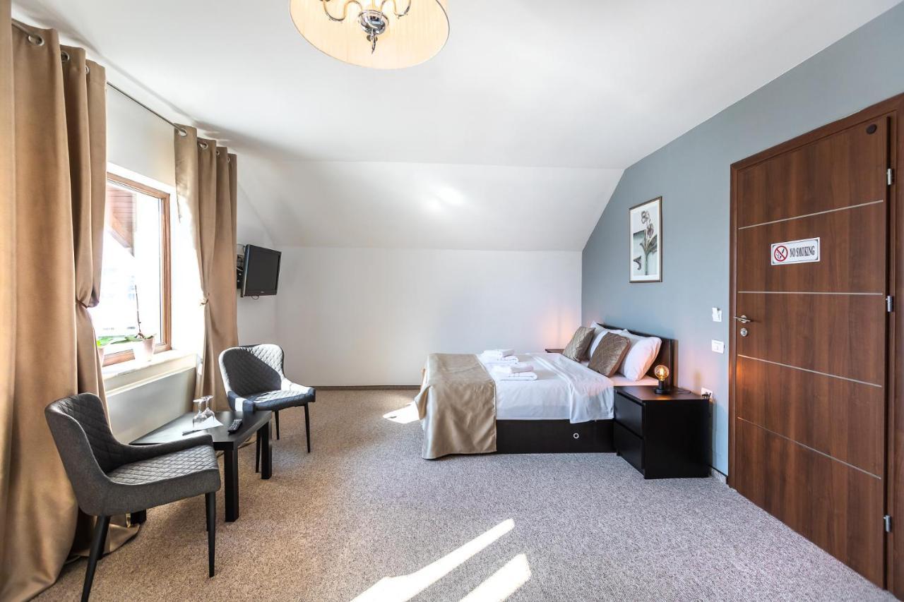 Emerald Residence Râșnov Zewnętrze zdjęcie